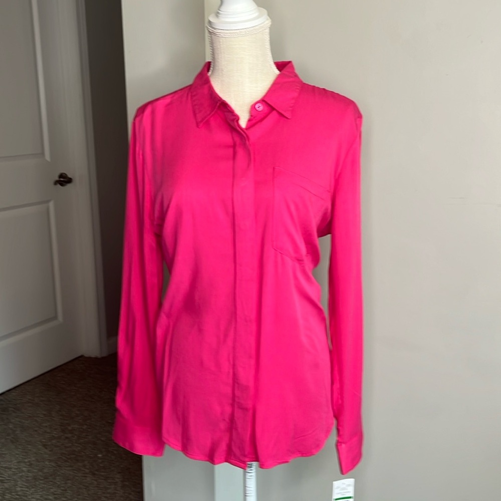 NWT- Gorgeous, fuchsia, button-down blouse